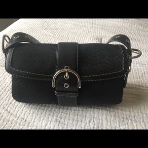 Authentic Coach shoulder bag
